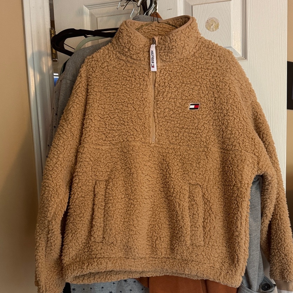 Tommy Hilfiger Camel Sherpa Fleece